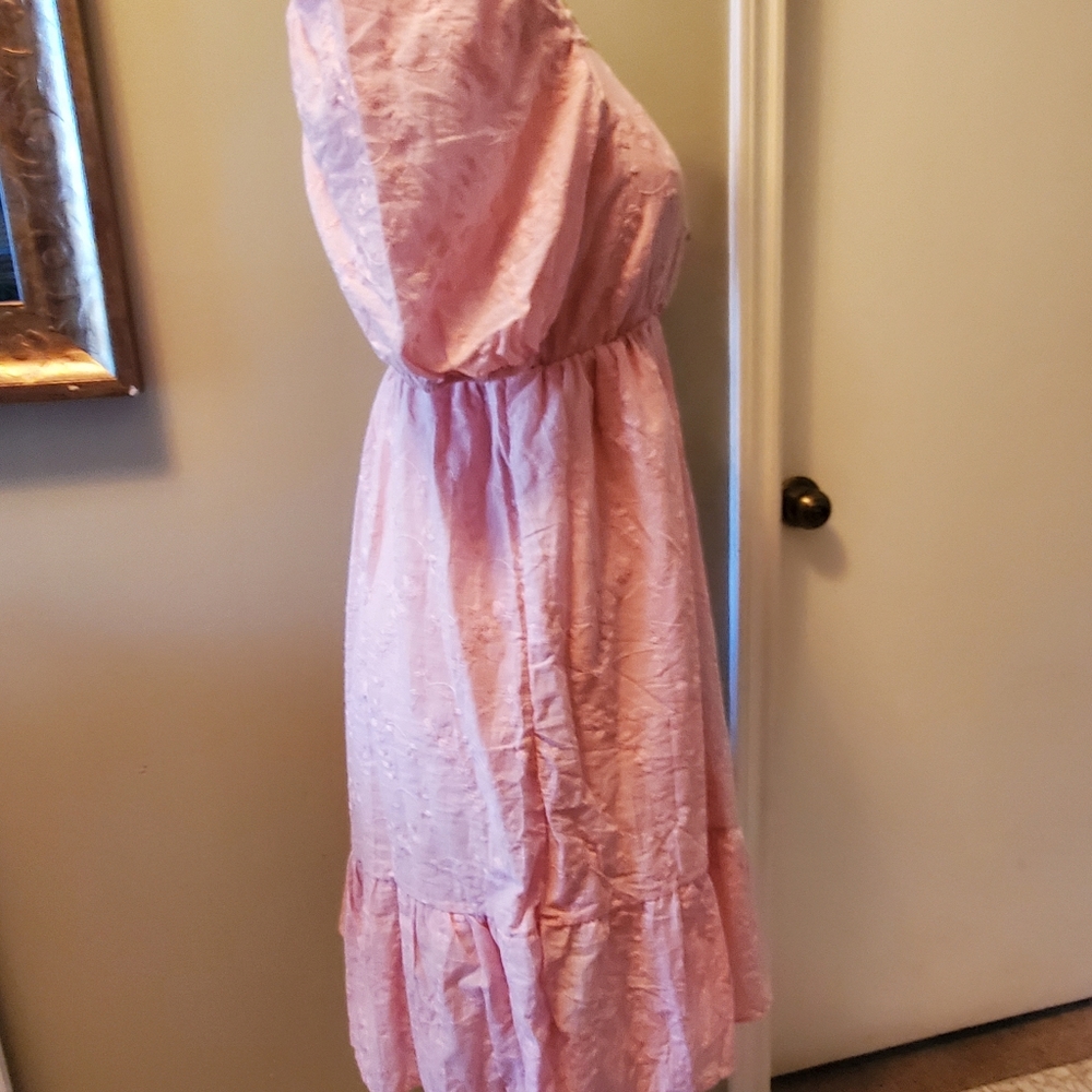 Dress - Picture 4 of 8